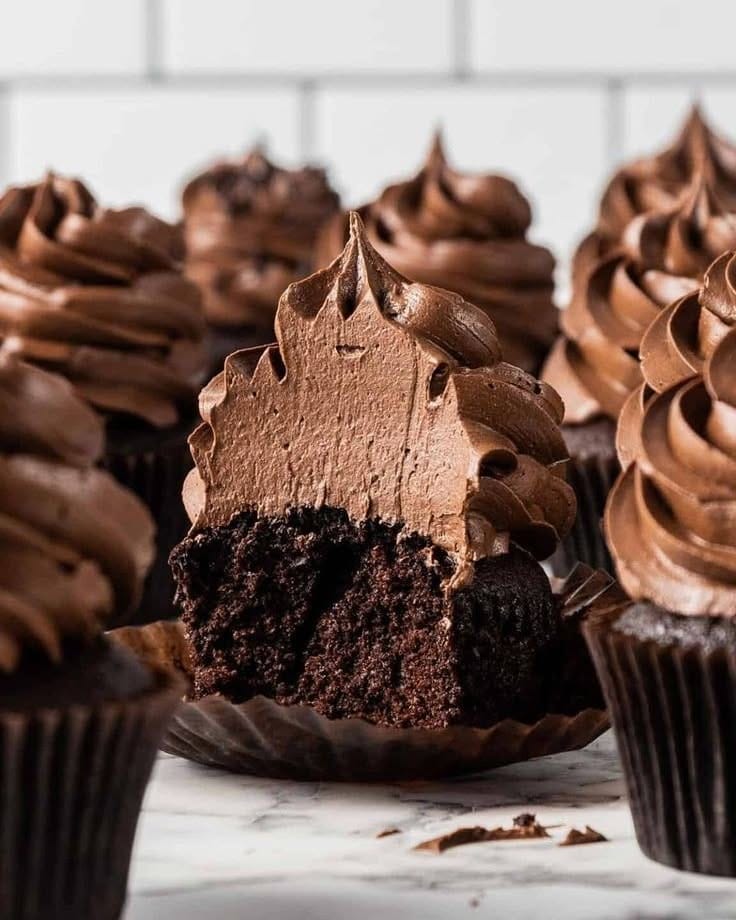Chocolate Swirl by Little Sweet Things Bakers